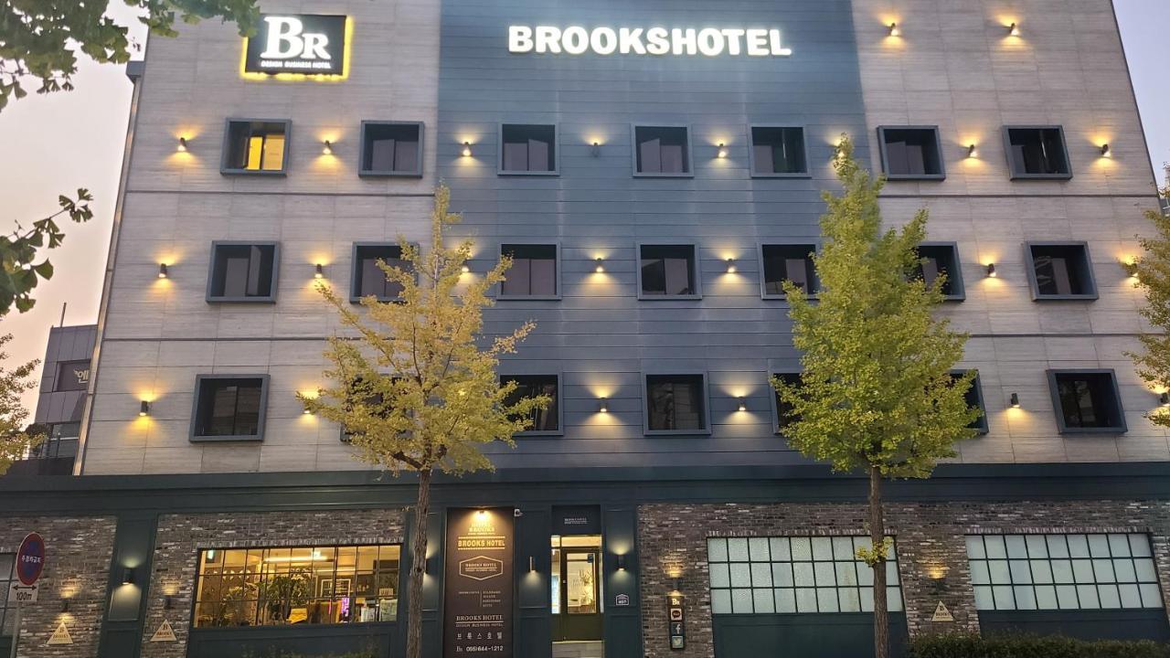 Brooks Hotel 統営市 エクステリア 写真